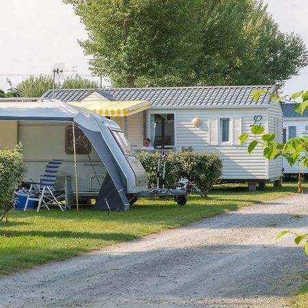 Camping La Fontaine Hotel Guerande Bagian luar foto