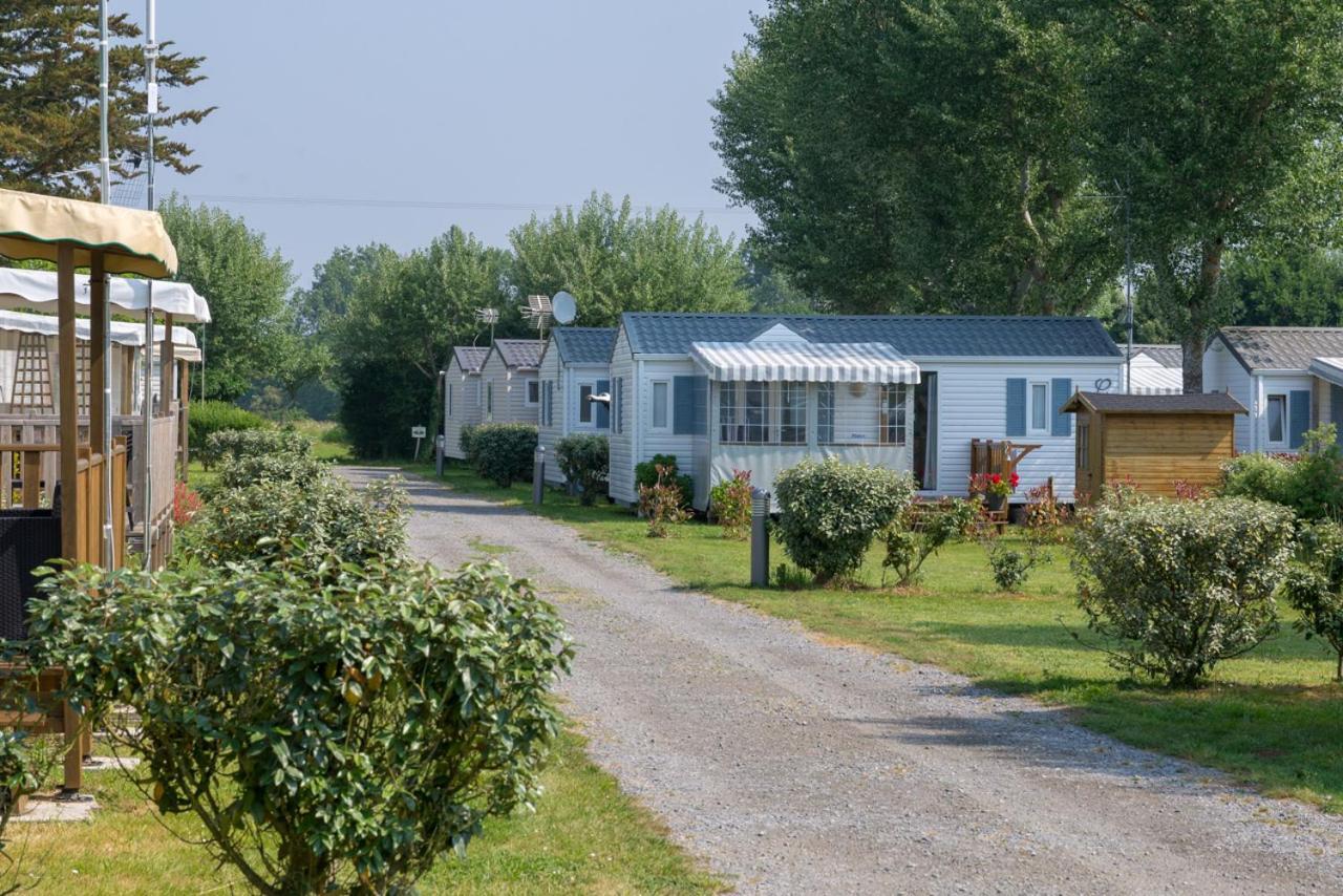 Camping La Fontaine Hotel Guerande Bagian luar foto